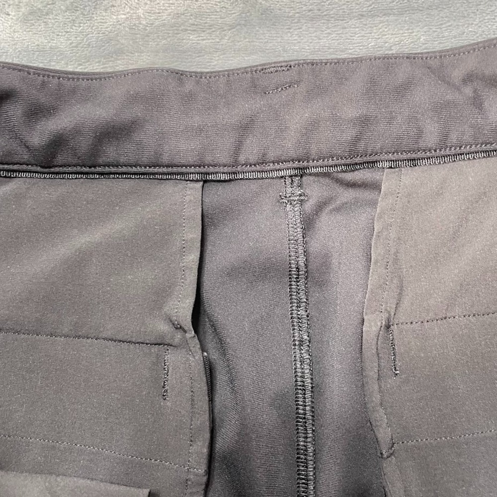 Lululemon Pants Mens 33x31 Commission Classic Fit Chino Performance Black - Picture 3 of 10
